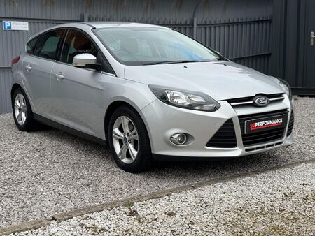 FORD FOCUS 1.0T EcoBoost Zetec Euro 5 (s/s) 5dr